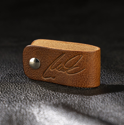 Kožená klíčenka - Brašnářství Nosek Liberec - varianta světle hnědá