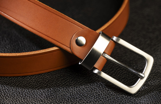 Kožený dámský opasek - Brašnářství Nosek Liberec - detail spony