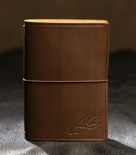 Kožený zápisník - Brašnářství Nosek Liberec - varianta hnědá